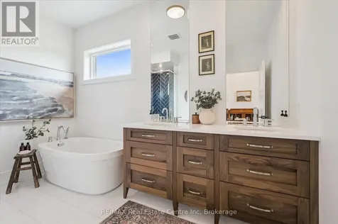 122 Ridgeview Drive Mapleton ON N0G 1P0