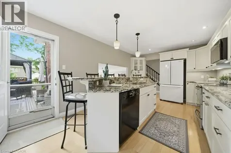 44 Windermere Court Kitchener ON N2N 2W4
