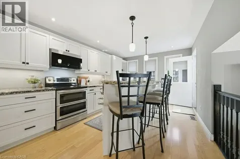 44 Windermere Court Kitchener ON N2N 2W4