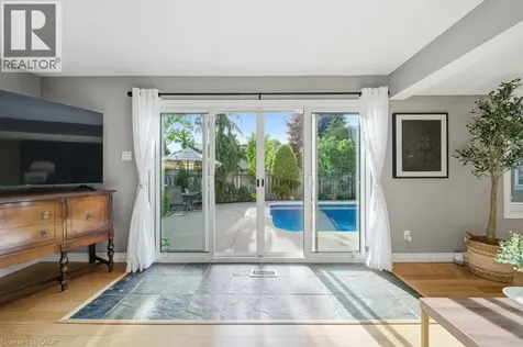 44 Windermere Court Kitchener ON N2N 2W4