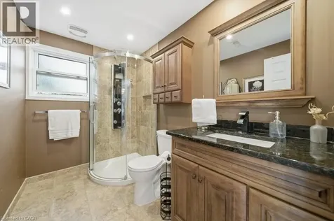 44 Windermere Court Kitchener ON N2N 2W4