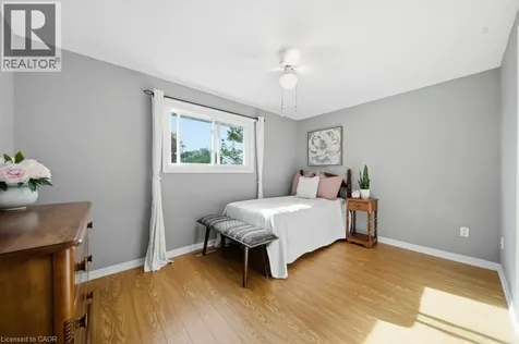 44 Windermere Court Kitchener ON N2N 2W4