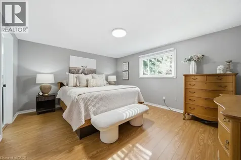 44 Windermere Court Kitchener ON N2N 2W4