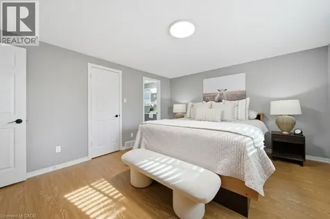 44 Windermere Court Kitchener ON N2N 2W4