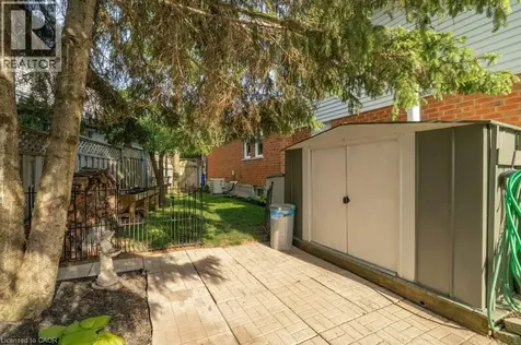 44 Windermere Court Kitchener ON N2N 2W4