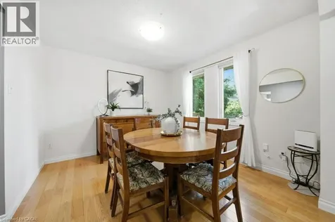 44 Windermere Court Kitchener ON N2N 2W4