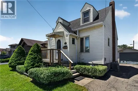 71 Scholfield Avenue South Welland ON L3B 1N4