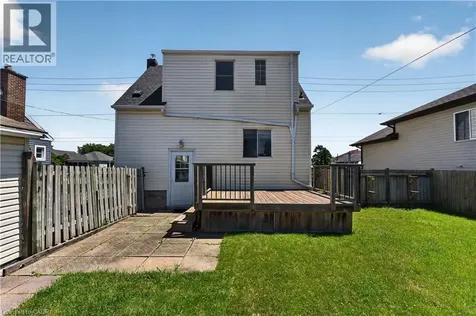 71 Scholfield Avenue South Welland ON L3B 1N4