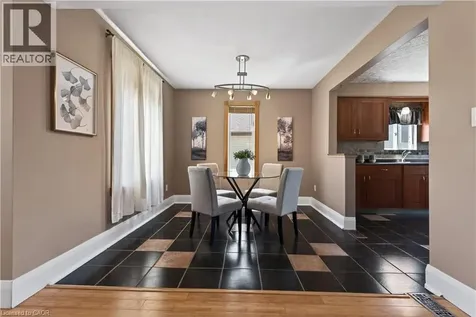 71 Scholfield Avenue South Welland ON L3B 1N4