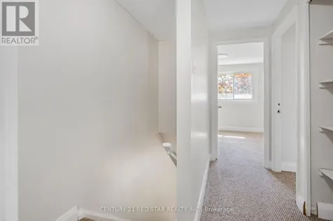 26A Helene Crescent Waterloo ON N2L 5E5