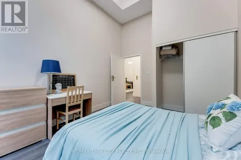 253 Albert Street Waterloo ON N2L 3T7