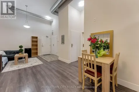 253 Albert Street Waterloo ON N2L 3T7