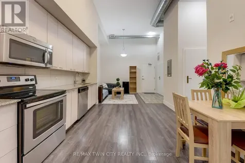 253 Albert Street Waterloo ON N2L 3T7