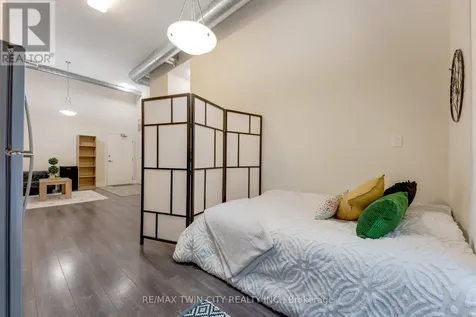 253 Albert Street Waterloo ON N2L 3T7
