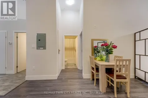 253 Albert Street Waterloo ON N2L 3T7