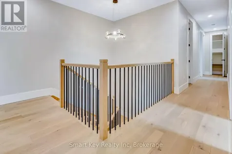 125 Brae Crescent Ottawa ON K2S 1P1