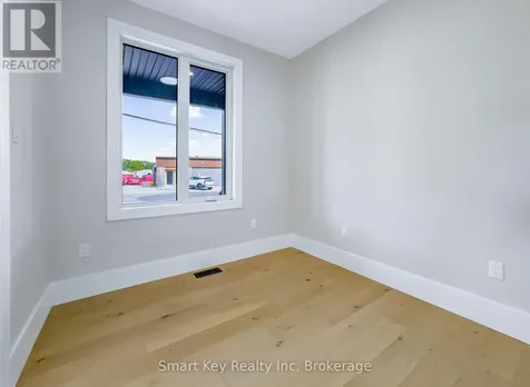 125 Brae Crescent Ottawa ON K2S 1P1