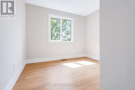 125 Brae Crescent Ottawa ON K2S 1P1