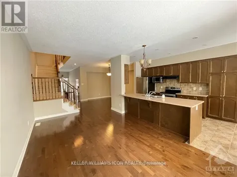 957 Fletcher Circle Ottawa ON K2T 0B9