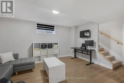 1202 Montblanc Crescent Russell ON K0A 1W0