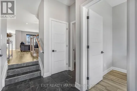 1202 Montblanc Crescent Russell ON K0A 1W0