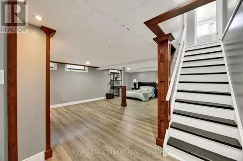 59 Vanier Place St. Thomas ON N5R 5S4