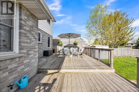 59 Vanier Place St. Thomas ON N5R 5S4