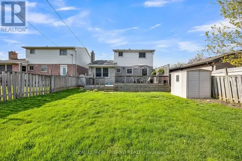 59 Vanier Place St. Thomas ON N5R 5S4