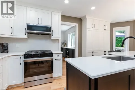 789 Chesapeake Drive Waterloo ON N2K 4A6