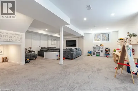 789 Chesapeake Drive Waterloo ON N2K 4A6