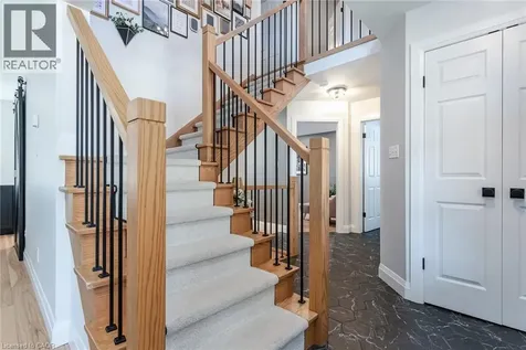 789 Chesapeake Drive Waterloo ON N2K 4A6
