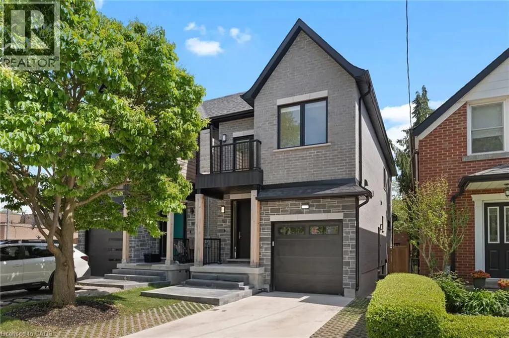 5 Marina Avenue Etobicoke ON M8W 1J8