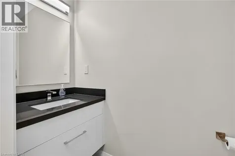 5 Marina Avenue Etobicoke ON M8W 1J8