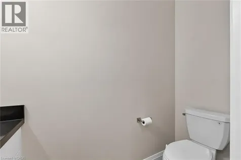 5 Marina Avenue Etobicoke ON M8W 1J8