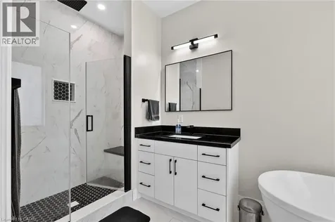 5 Marina Avenue Etobicoke ON M8W 1J8