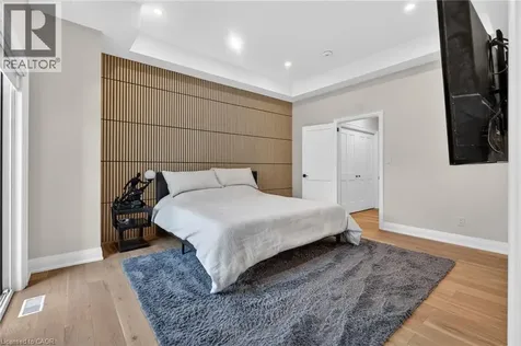 5 Marina Avenue Etobicoke ON M8W 1J8
