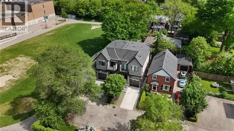 5 Marina Avenue Etobicoke ON M8W 1J8