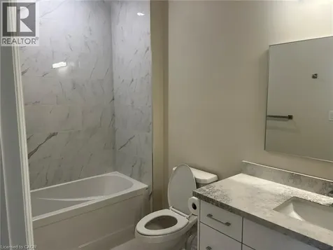 5 Marina Avenue Etobicoke ON M8W 1J8