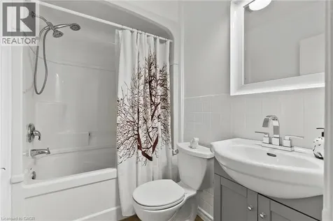 456 Carlton Street St. Catharines ON L2M 4X1