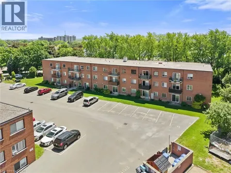 456 Carlton Street St. Catharines ON L2M 4X1
