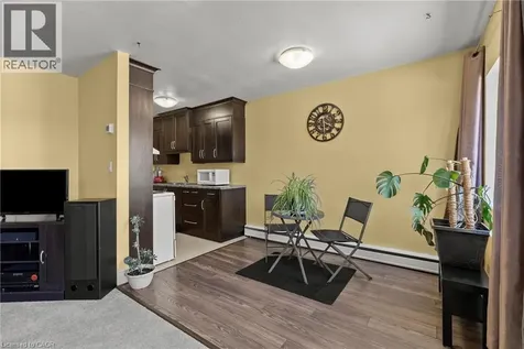 456 Carlton Street St. Catharines ON L2M 4X1