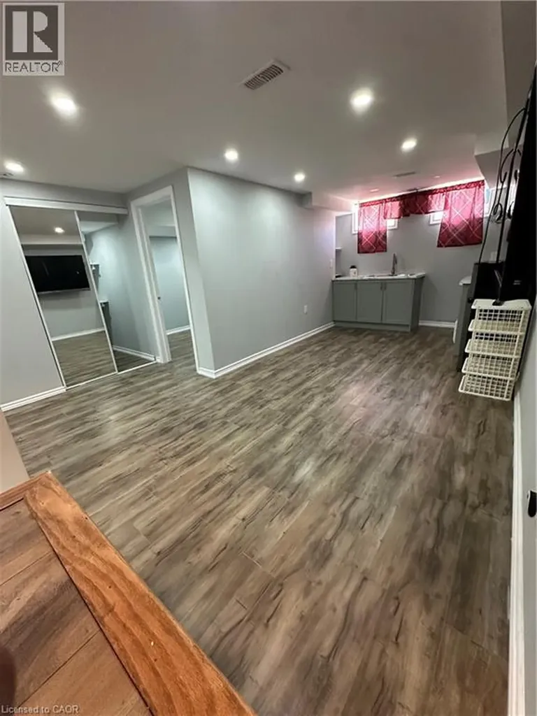 233 Powell Road Brantford ON N3T 0J3