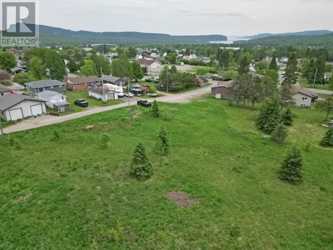 Pt Lt 13 Mckirdy Avenue Nipigon ON P0T 2J0