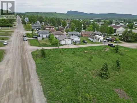 Pt Lt 13 Mckirdy Avenue Nipigon ON P0T 2J0
