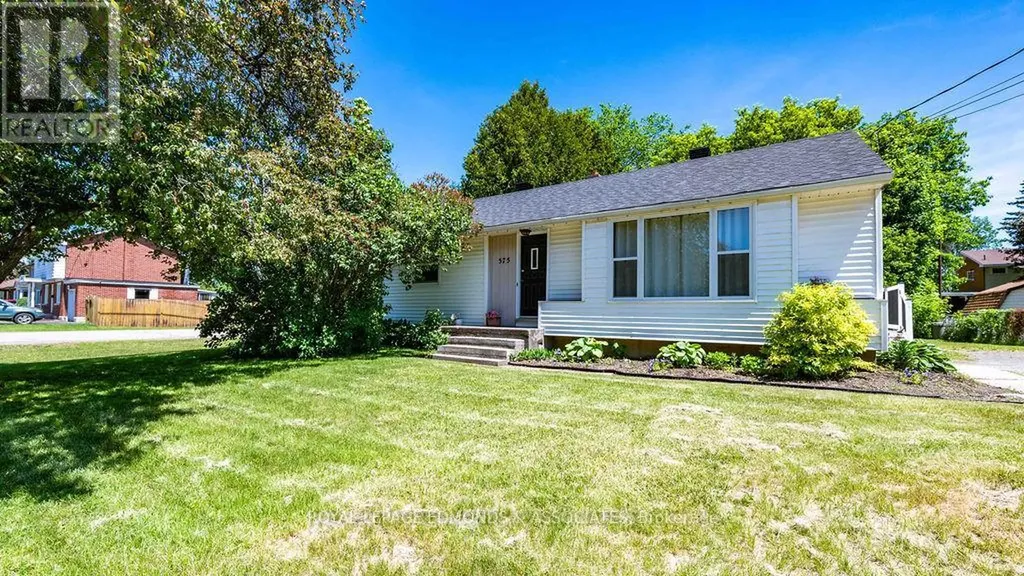 575 Elizabeth Street Pembroke ON K8A 1W9