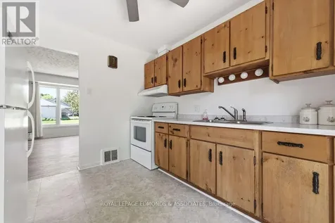575 Elizabeth Street Pembroke ON K8A 1W9