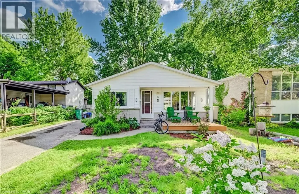 53 Helene Crescent Waterloo ON N2L 5B6