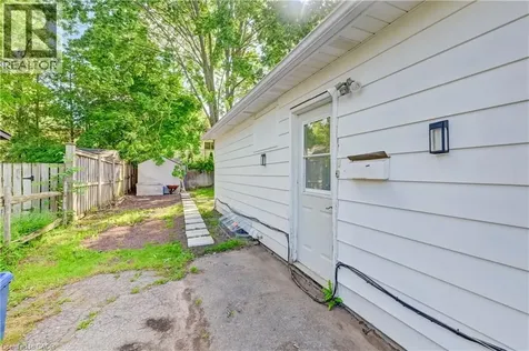 53 Helene Crescent Waterloo ON N2L 5B6