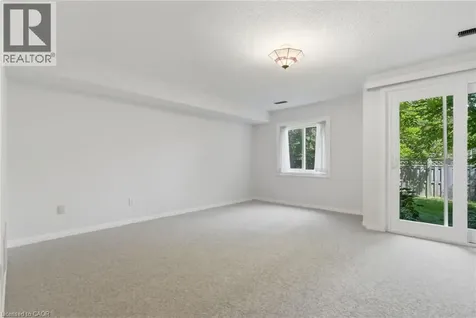 26 Moss Boulevard Dundas ON L9H 6W8