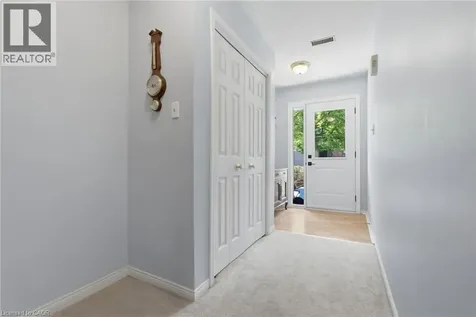 26 Moss Boulevard Dundas ON L9H 6W8